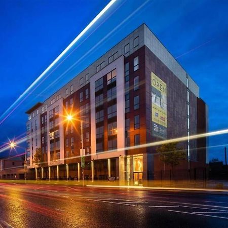 5* Luxury, City Centre, Brand New Development 贝尔法斯特 外观 照片